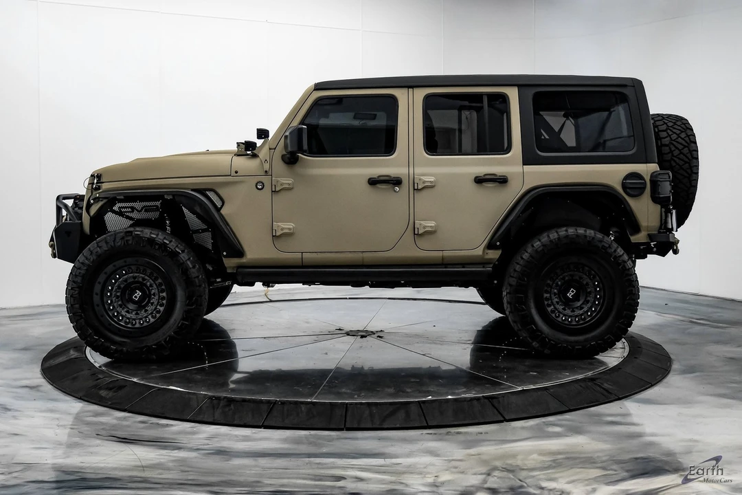 2023 Jeep JL Wrangler - Image 5 of 12