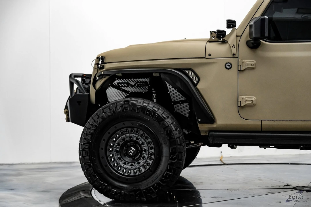 2023 Jeep JL Wrangler - Image 6 of 12
