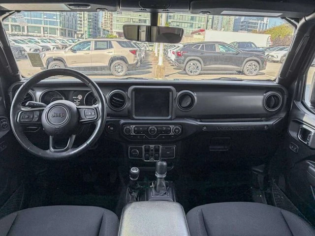 2023 Jeep JL Wrangler - Image 15 of 20