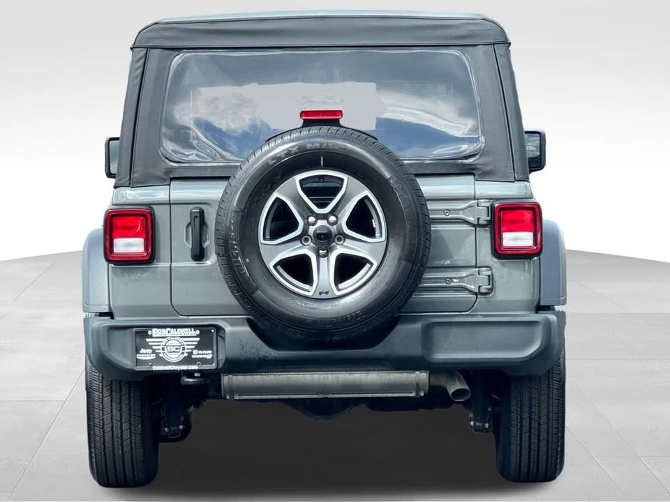 2023 Jeep JL Wrangler - Image 4 of 17