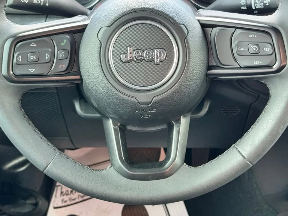 2023 Jeep JL Wrangler - Image 16 of 17
