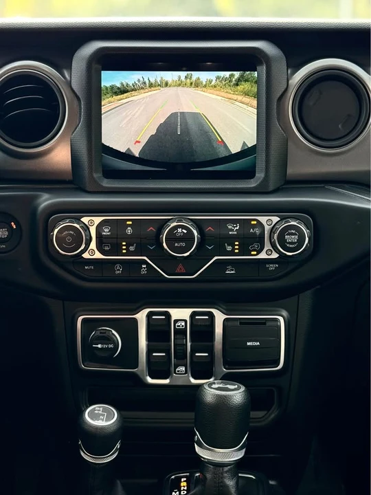 2023 Jeep JL Wrangler - Image 12 of 15