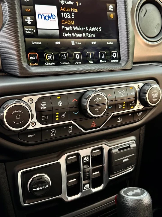 2023 Jeep JL Wrangler - Image 13 of 15