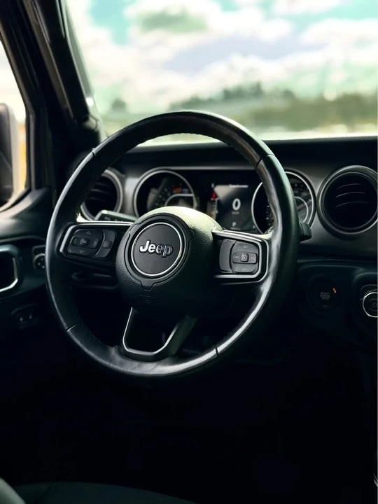 2023 Jeep JL Wrangler - Image 9 of 15