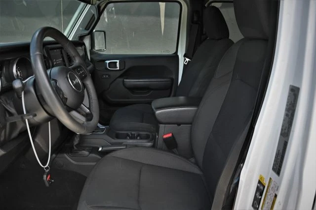 2023 Jeep JL Wrangler - Image 13 of 20
