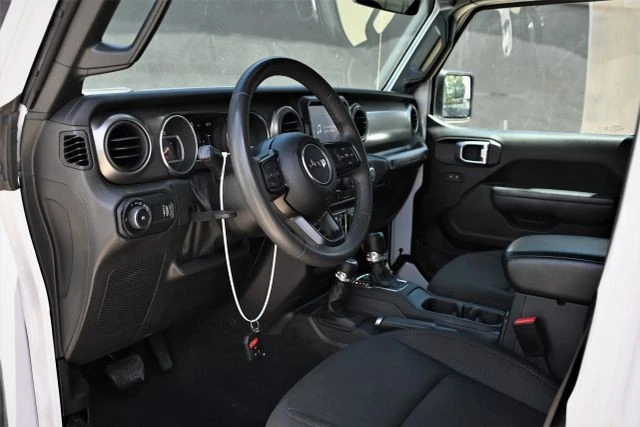 2023 Jeep JL Wrangler - Image 14 of 20