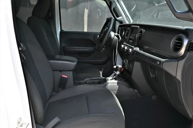 2023 Jeep JL Wrangler - Image 16 of 20