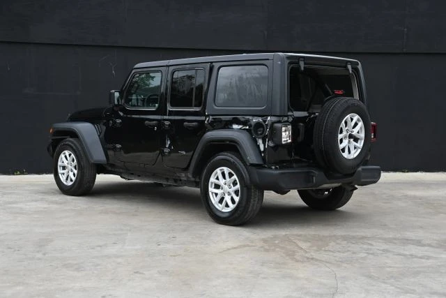2023 Jeep JL Wrangler - Image 3 of 17