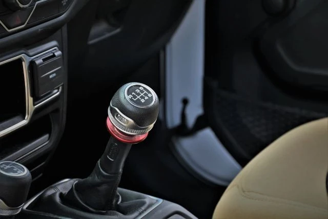 2023 Jeep JL Wrangler - Image 11 of 19
