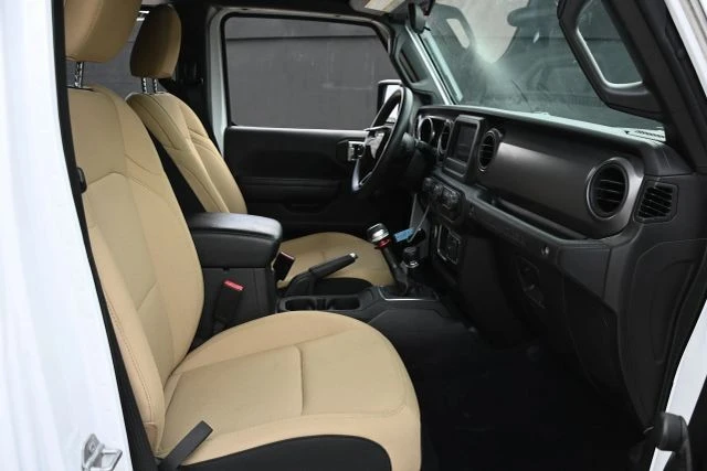 2023 Jeep JL Wrangler - Image 13 of 19