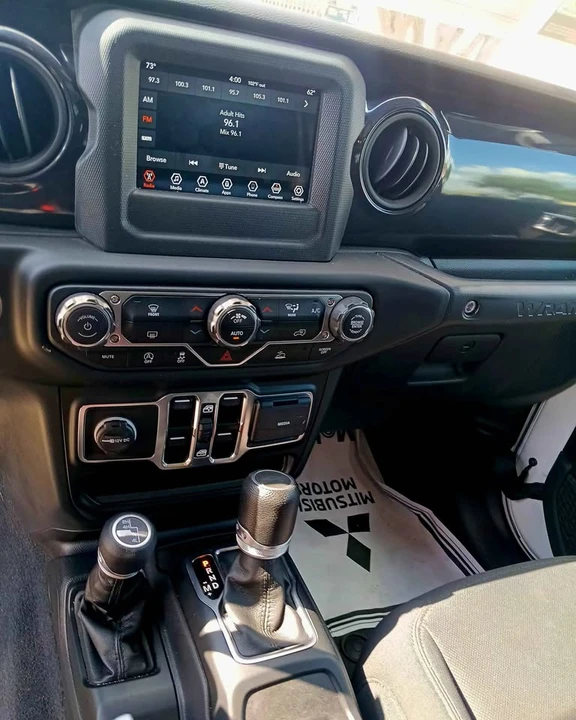 2023 Jeep JL Wrangler - Image 8 of 16