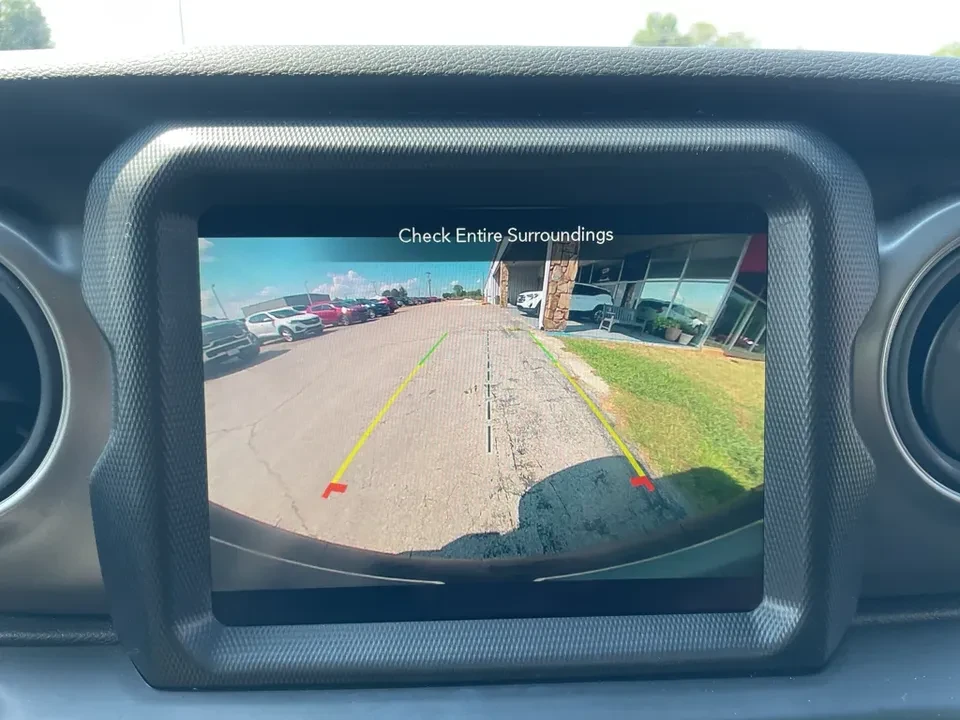 2023 Jeep JL Wrangler - Image 13 of 13