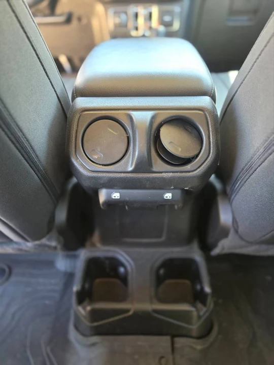 2023 Jeep JL Wrangler - Image 7 of 10