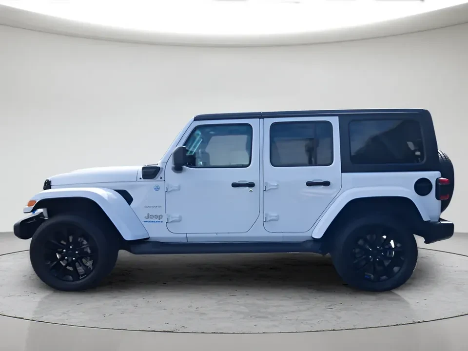 2023 Jeep JL Wrangler - Image 14 of 16