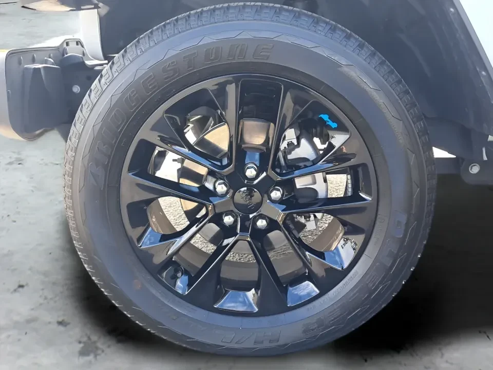 2023 Jeep JL Wrangler - Image 2 of 16