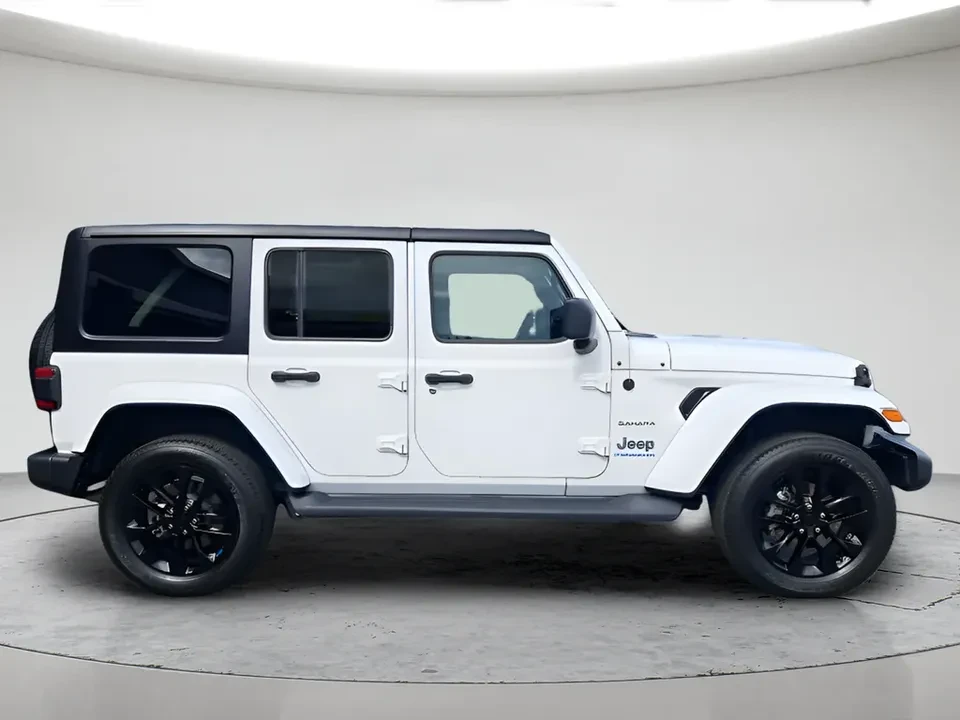 2023 Jeep JL Wrangler - Image 16 of 16