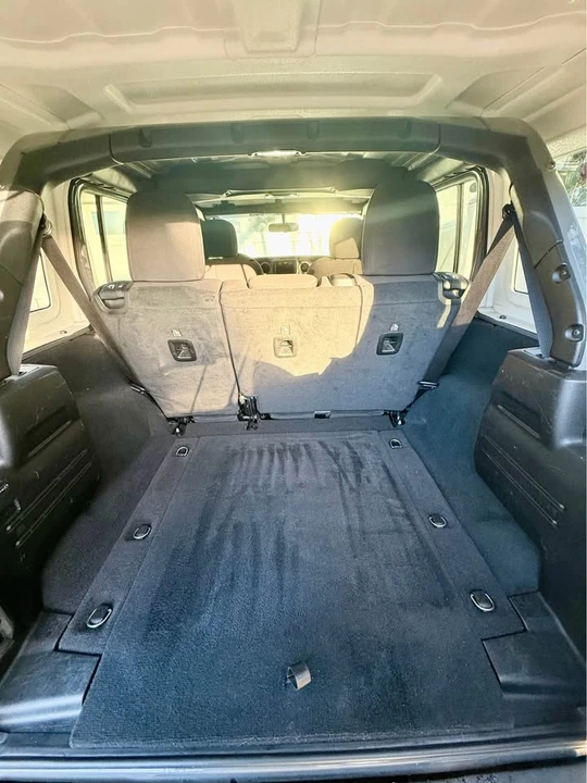 2023 Jeep JL Wrangler - Image 15 of 19