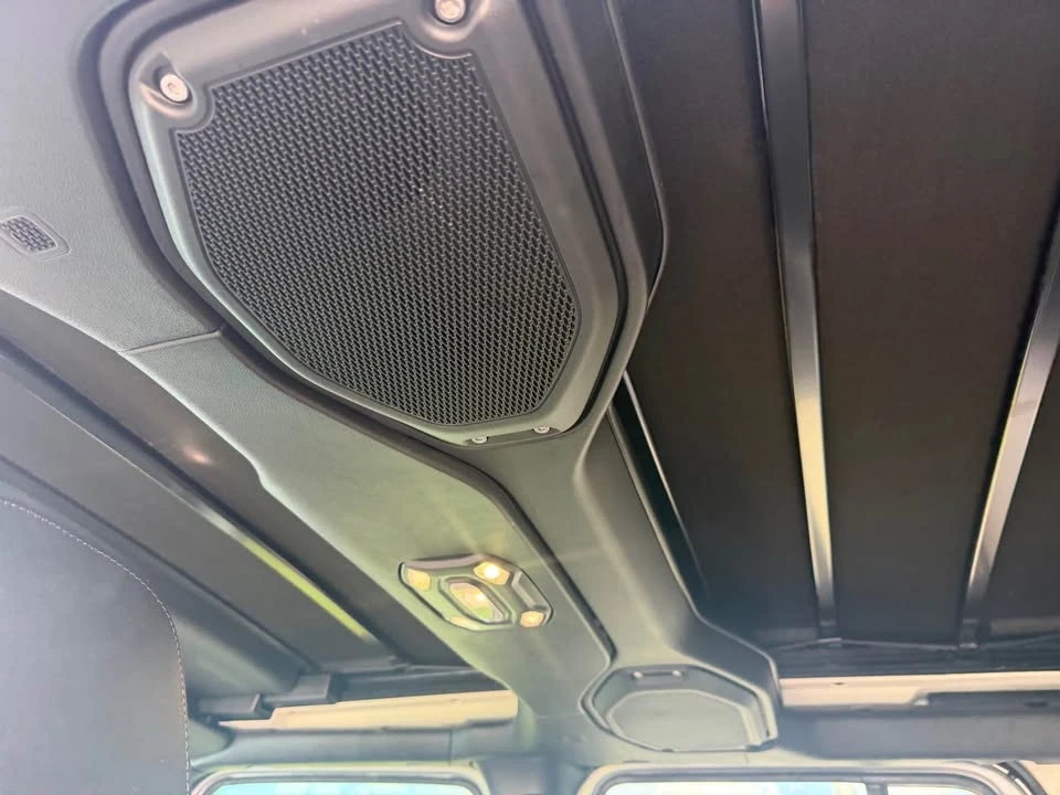 2023 Jeep JL Wrangler - Image 14 of 18