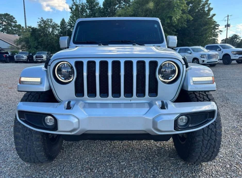 2023 Jeep JL Wrangler - Image 2 of 18