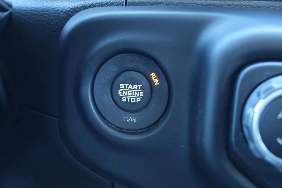 2023 Jeep JL Wrangler - Image 10 of 19
