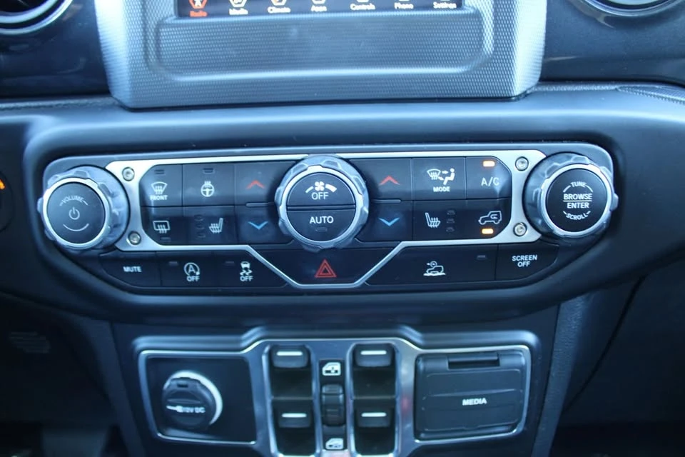 2023 Jeep JL Wrangler - Image 14 of 19