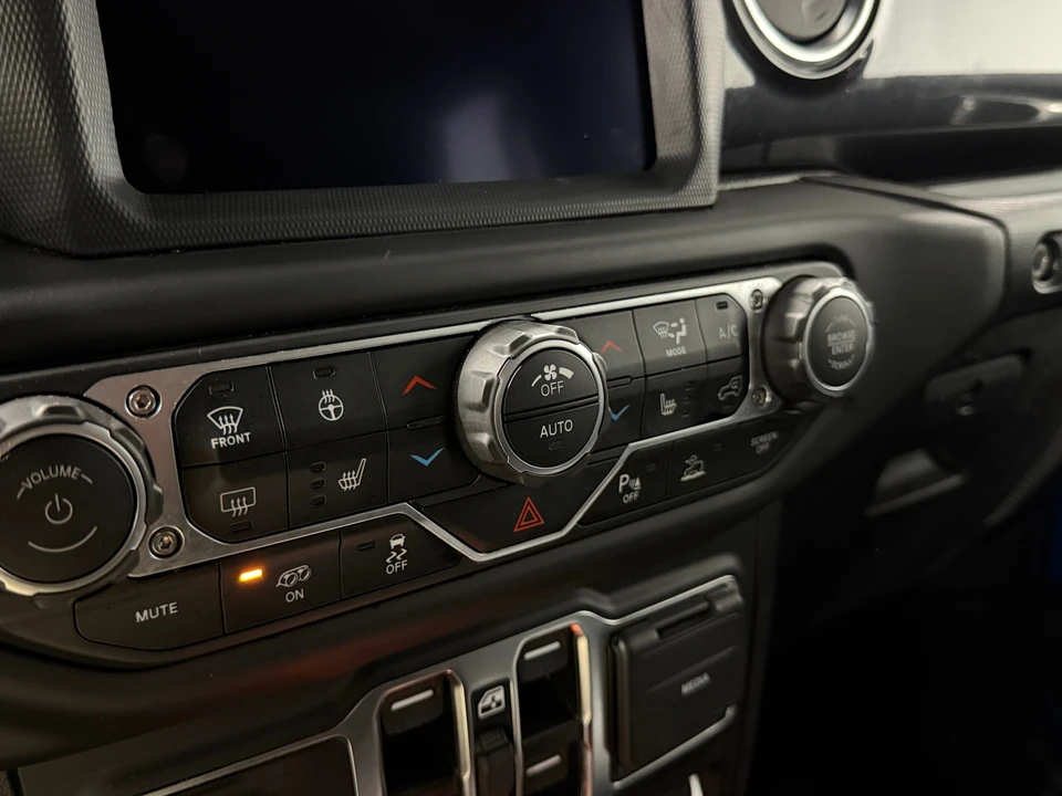 2023 Jeep JL Wrangler Rubicon 392 - Image 17 of 31