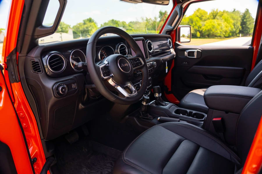 2023 Jeep JL Wrangler - Image 14 of 21