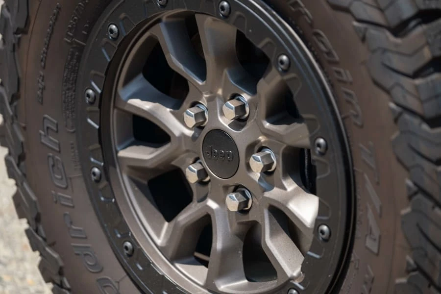 2023 Jeep JL Wrangler - Image 11 of 21
