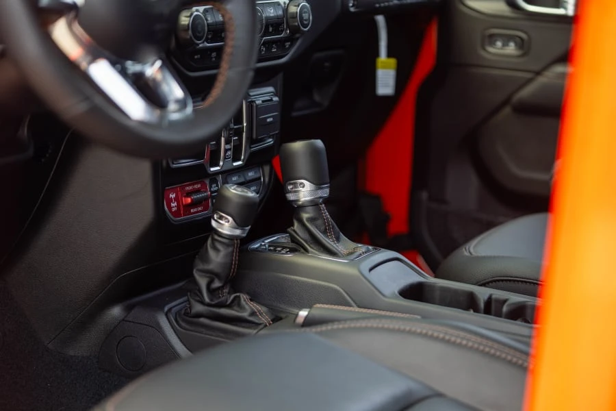 2023 Jeep JL Wrangler - Image 15 of 21