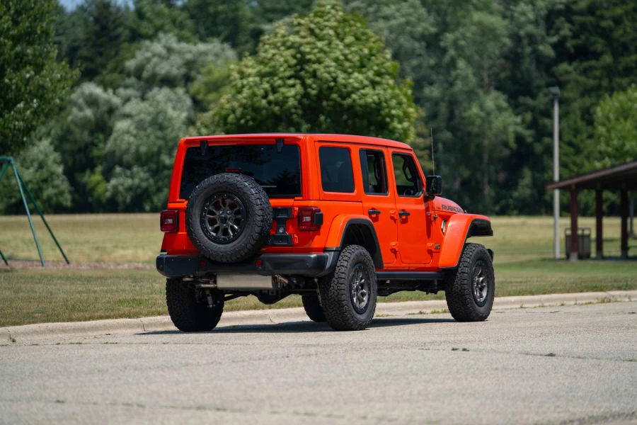2023 Jeep JL Wrangler - Image 3 of 21