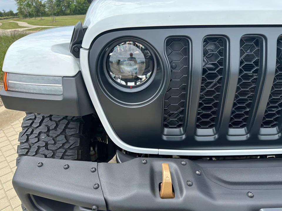 2023 Jeep JL Wrangler - Image 26 of 31