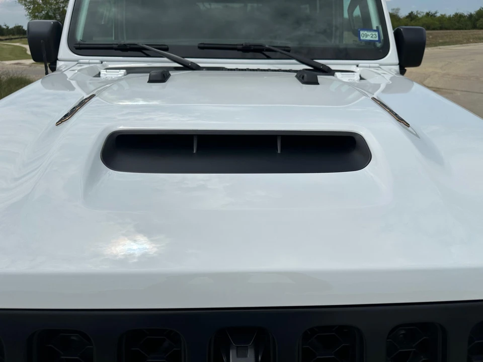 2023 Jeep JL Wrangler - Image 28 of 31