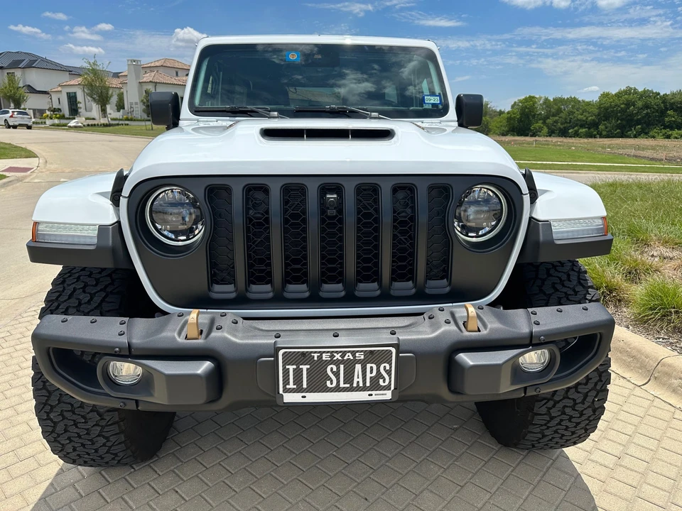 2023 Jeep JL Wrangler - Image 4 of 31