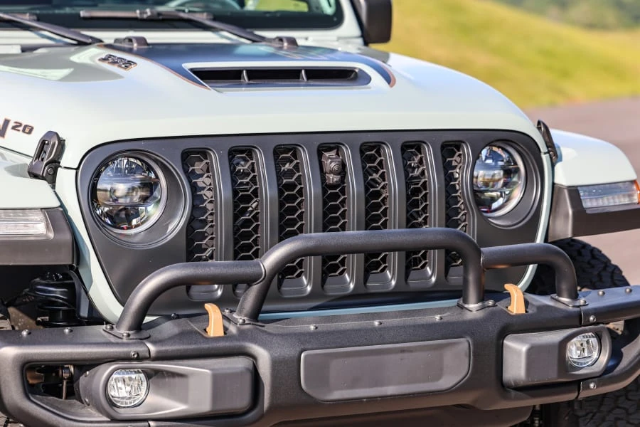 2023 Jeep JL Wrangler - Image 15 of 31