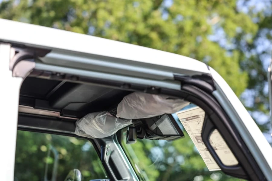 2023 Jeep JL Wrangler - Image 30 of 31