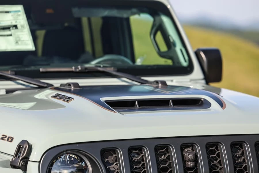 2023 Jeep JL Wrangler - Image 13 of 31
