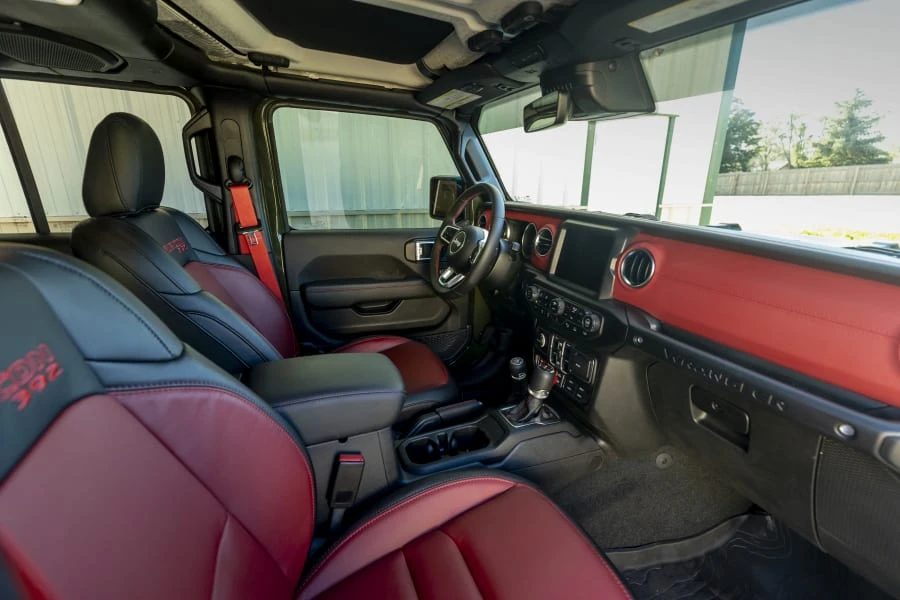 2023 Jeep JL Wrangler - Image 21 of 28