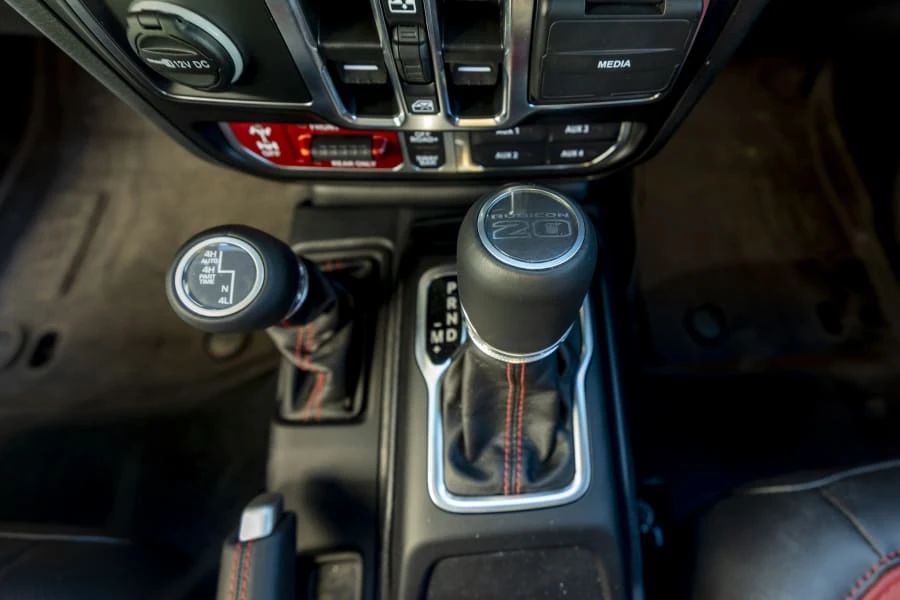 2023 Jeep JL Wrangler - Image 24 of 28