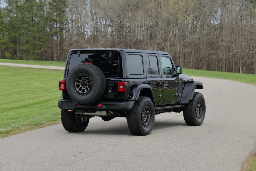2023 Jeep JL Wrangler - Image 3 of 31