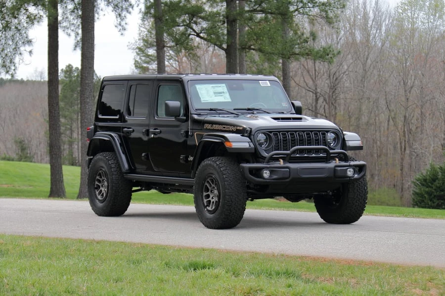 2023 Jeep JL Wrangler - Image 17 of 31