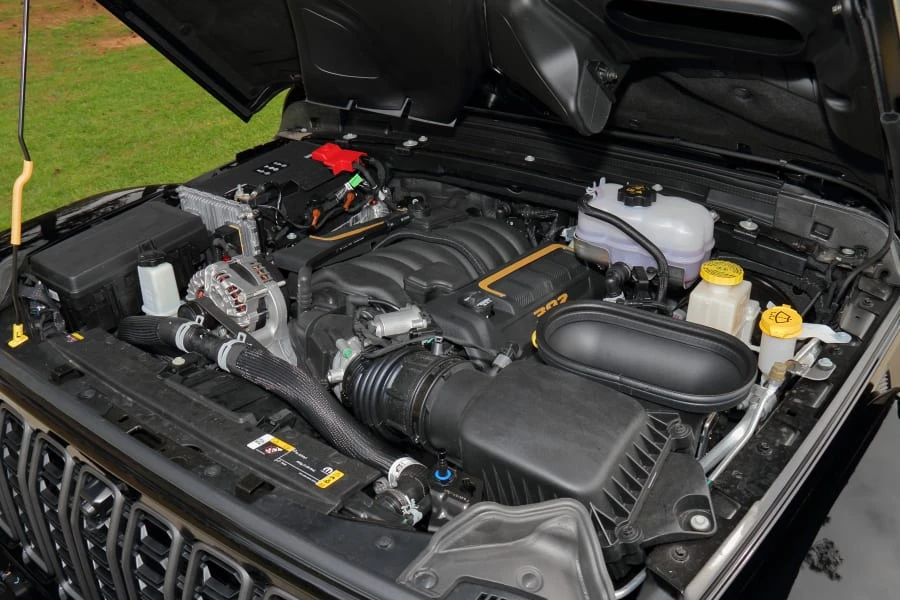 2023 Jeep JL Wrangler - Image 29 of 31