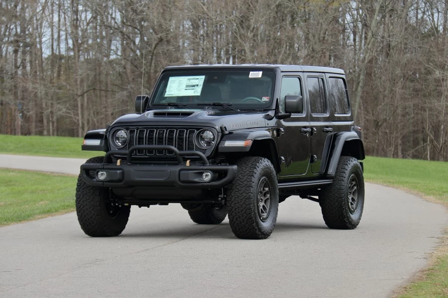2023 Jeep JL Wrangler - Image 12 of 31