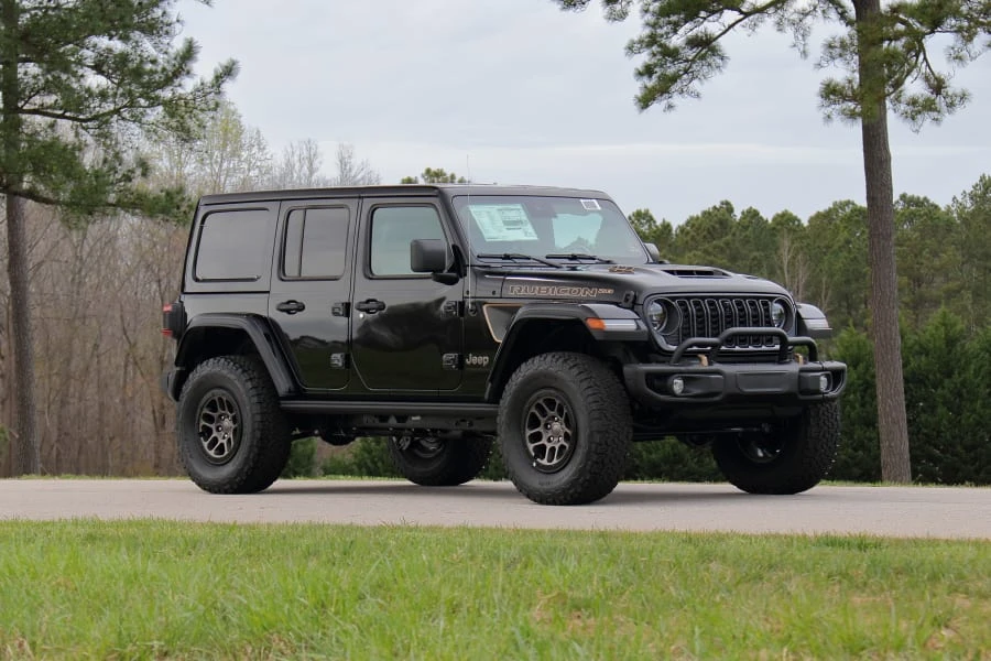 2023 Jeep JL Wrangler - Image 7 of 31