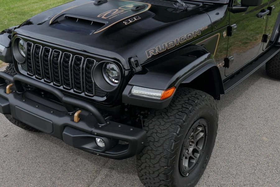 2023 Jeep JL Wrangler - Image 10 of 31