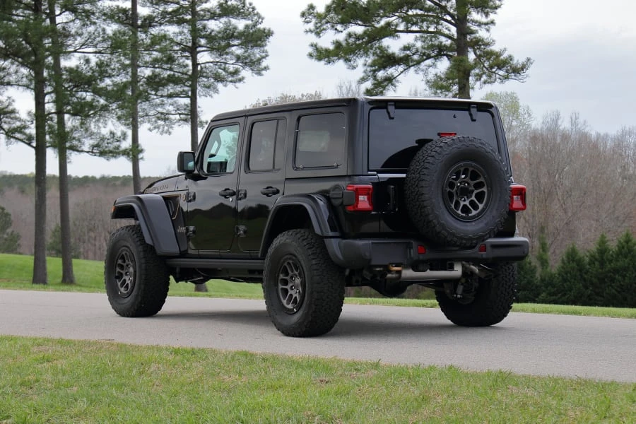 2023 Jeep JL Wrangler - Image 8 of 31