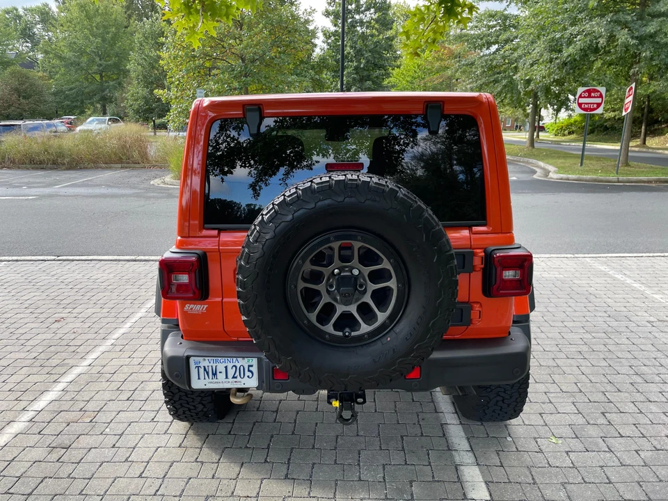 2023 Jeep JL Wrangler - Image 14 of 31