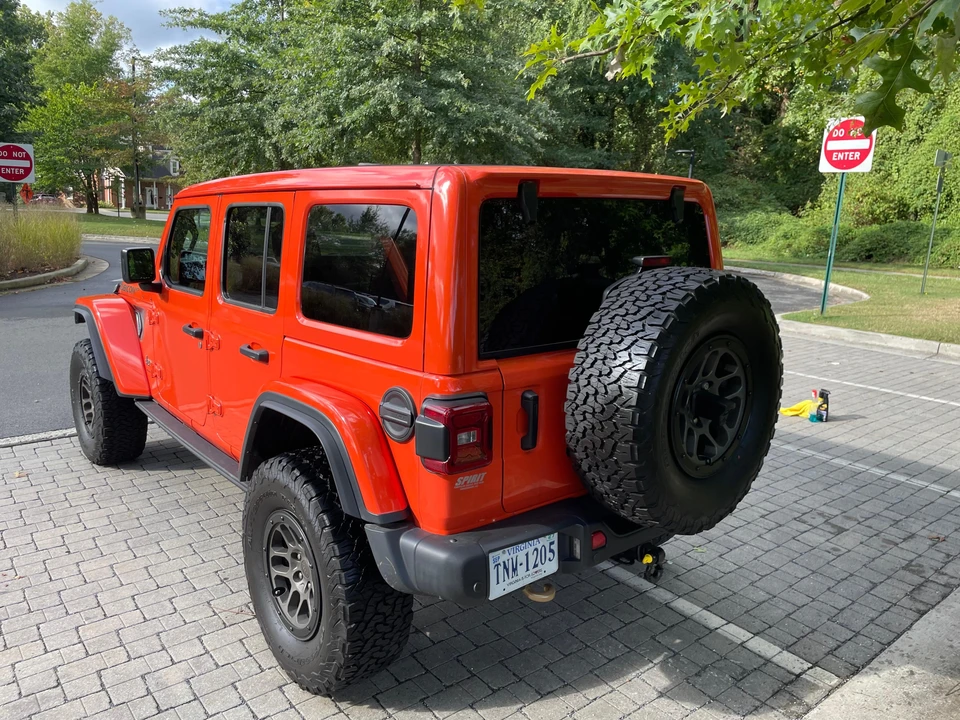 2023 Jeep JL Wrangler - Image 13 of 31