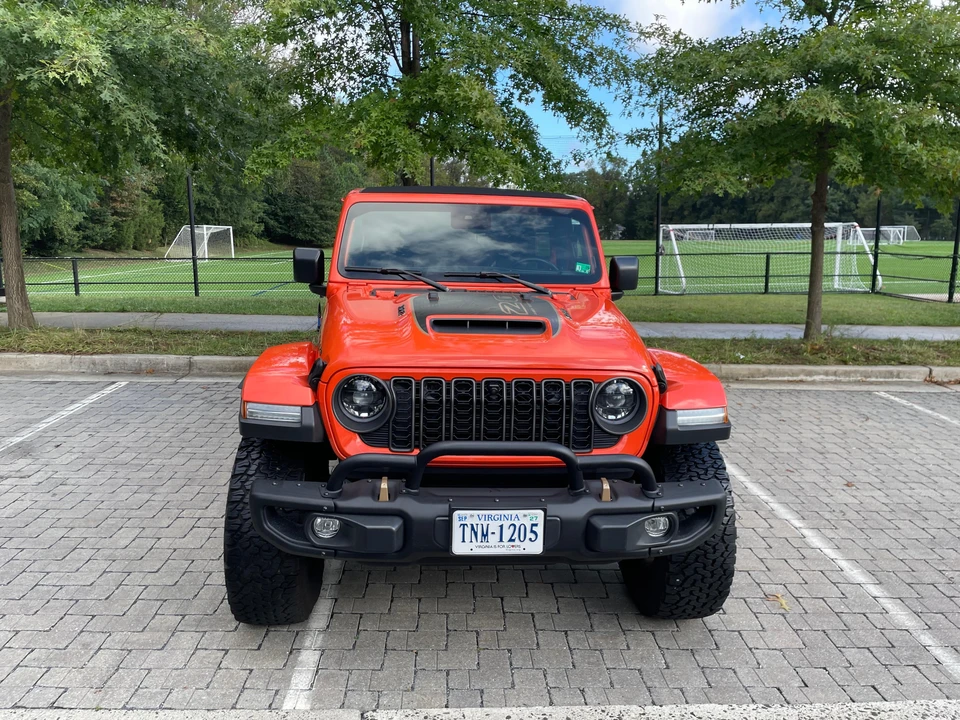 2023 Jeep JL Wrangler - Image 11 of 31