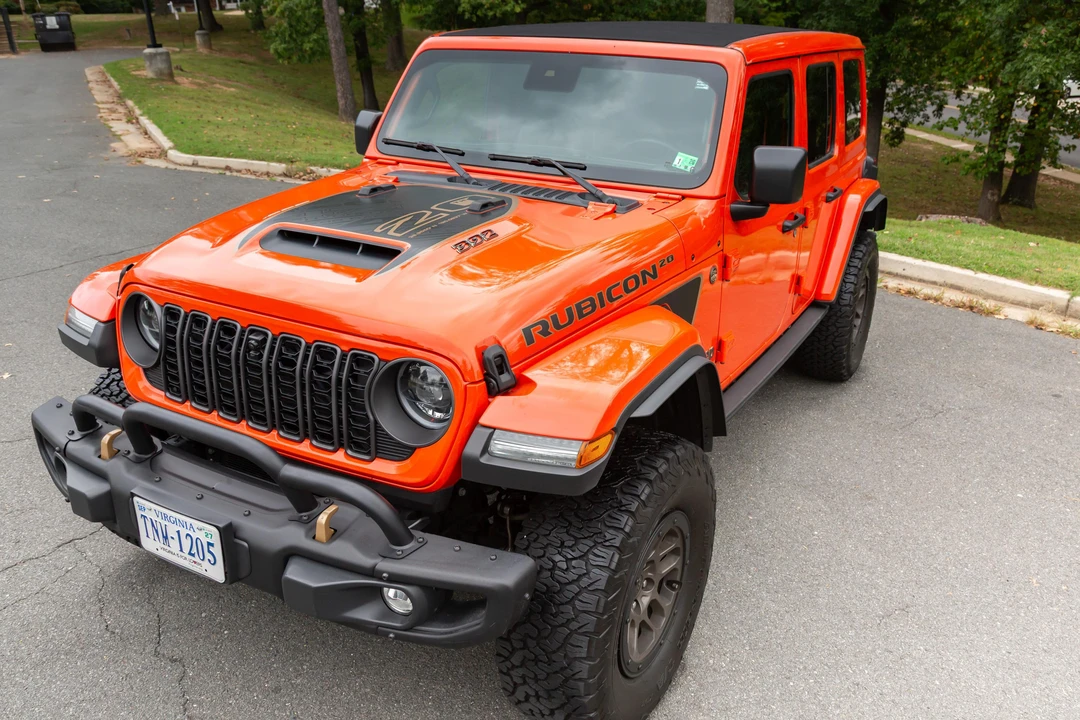 2023 Jeep JL Wrangler - Image 7 of 31