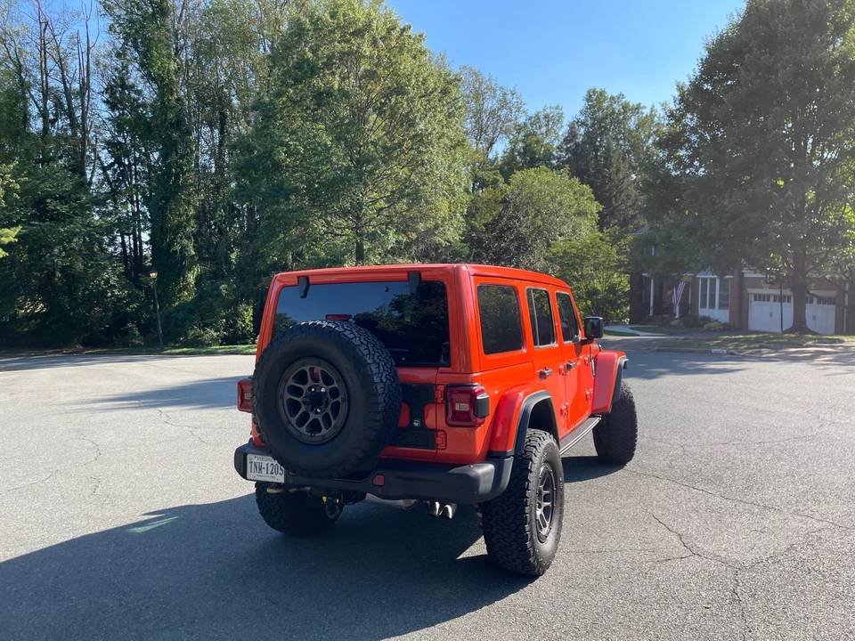 2023 Jeep JL Wrangler - Image 31 of 31